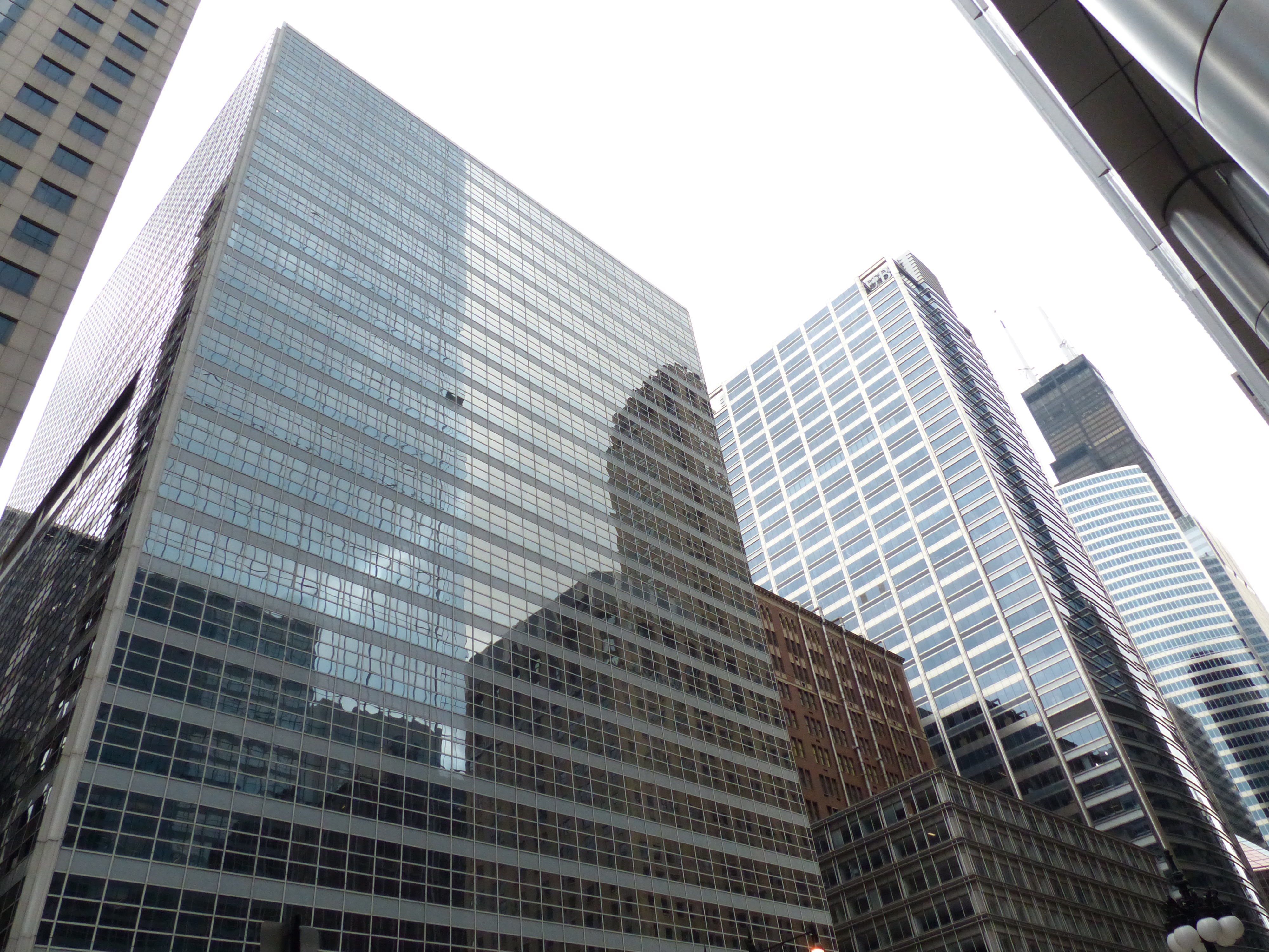 Glass structures in Chicago