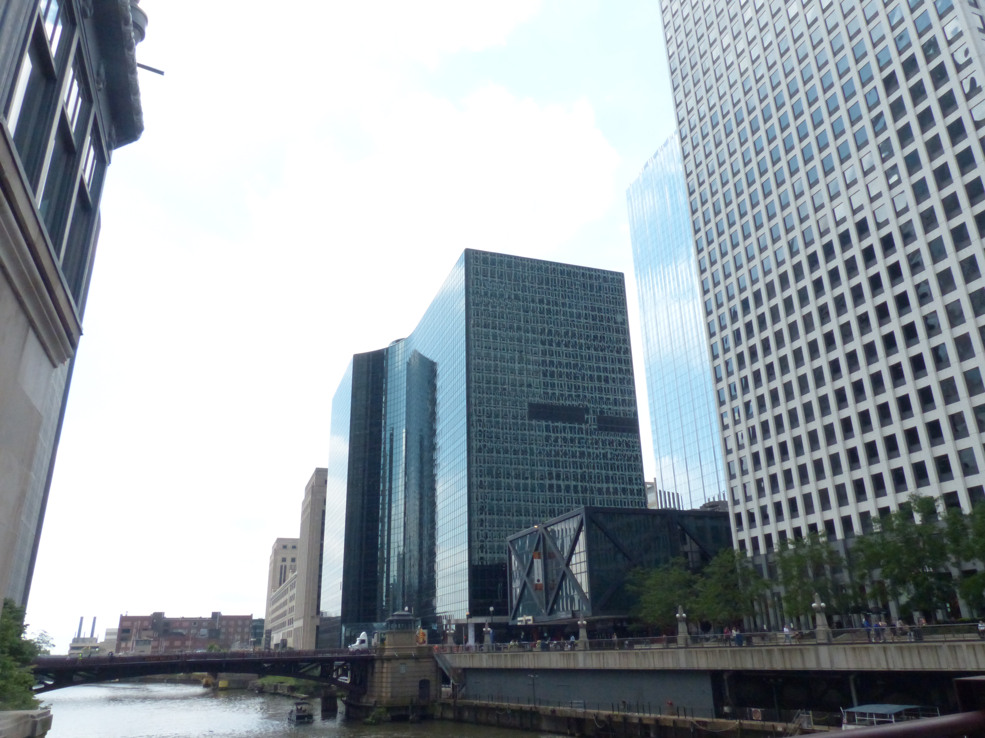 Gateway Center IV in Chicago