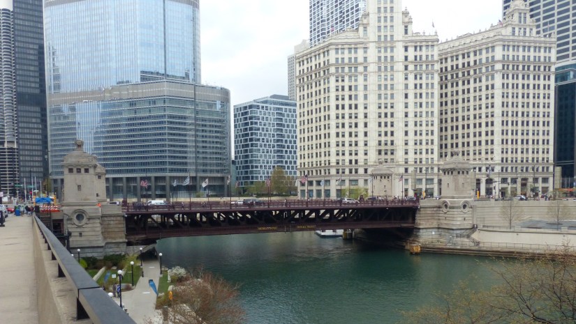 DuSable Bridge at North Michigan Avenue. Bascule bridges in Chicago.