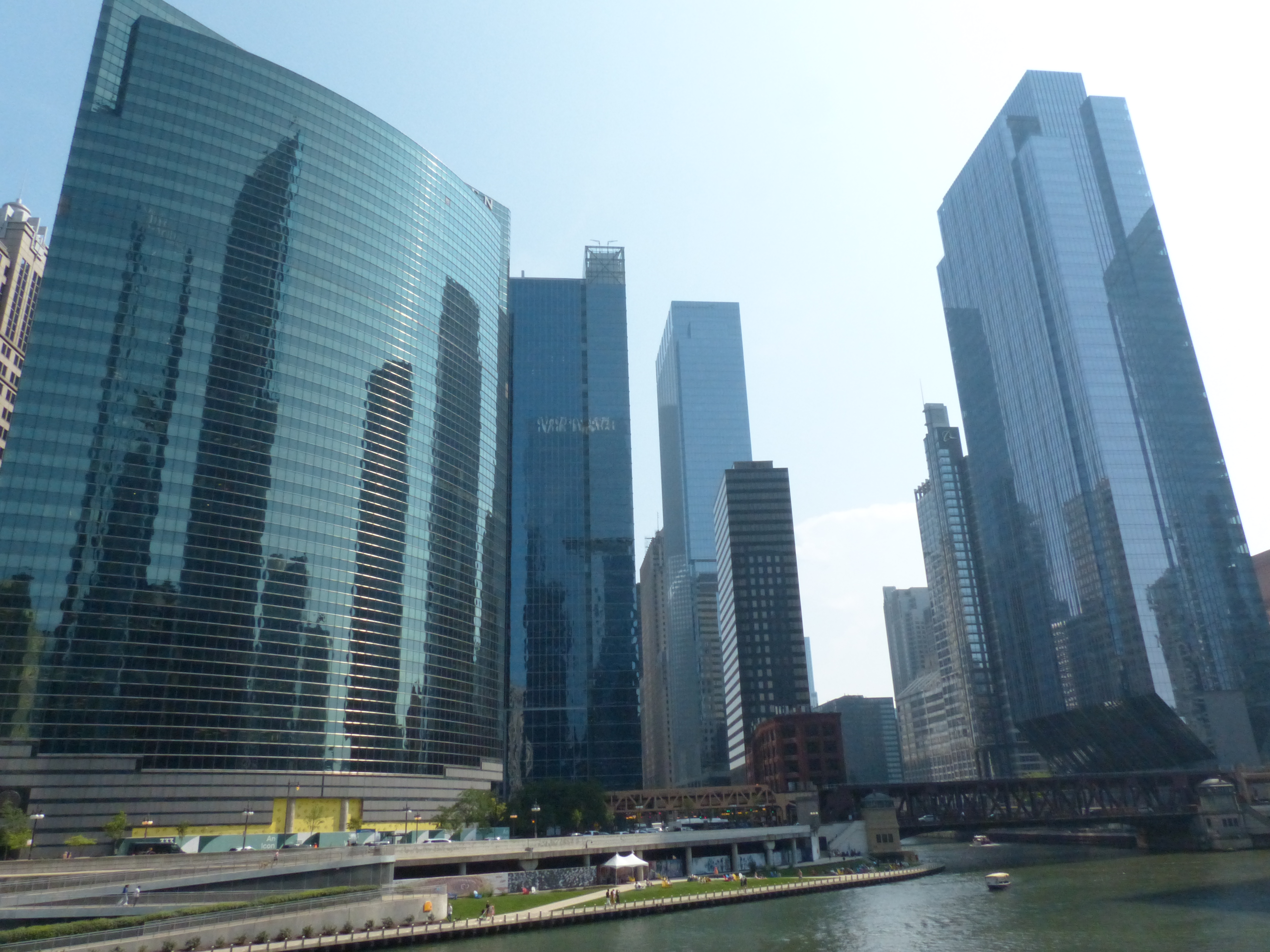 Structural glass buildings in Chicago