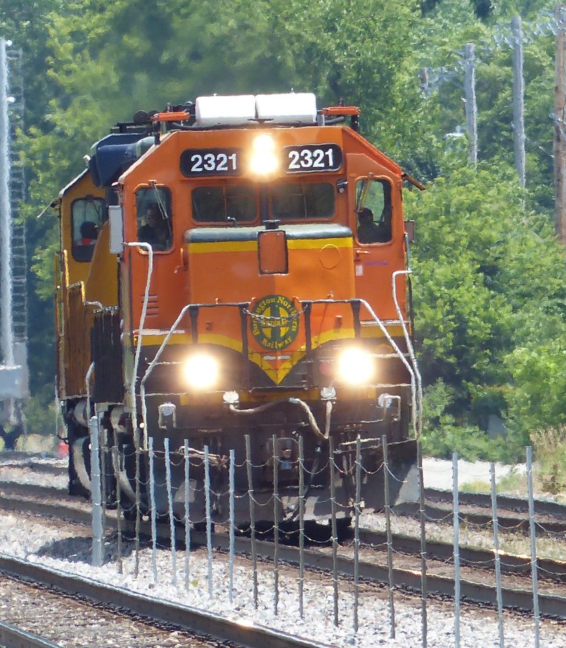 BNSF #2321 and ATSF #167