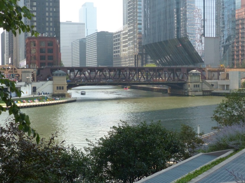 Lake Street Bridge. clear span of a bridge