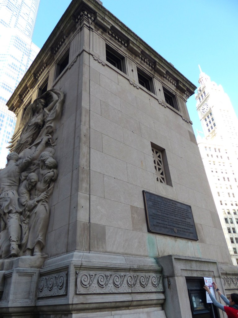 Chicago River History plaque. Southwest bridge house. 6 December 2020.