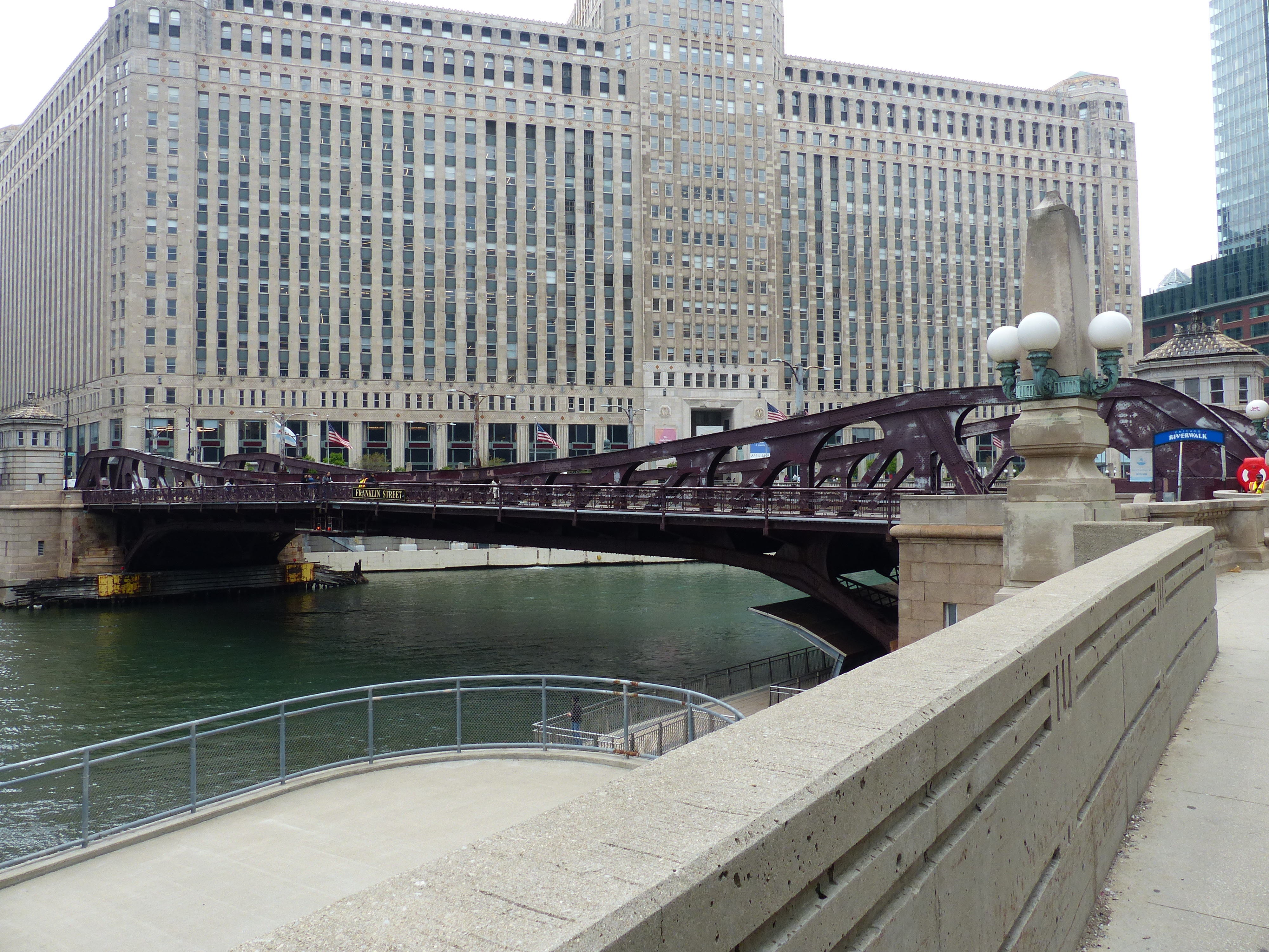 Franklin Street Bridge clear span