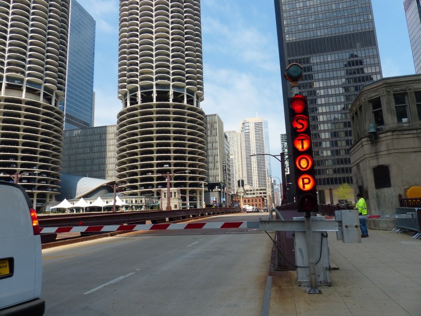 stop lights for a bascule bridge